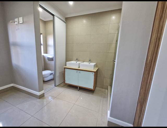2 BEDROOM APARTMENT BLOCK TO LET IN MUSGRAVE